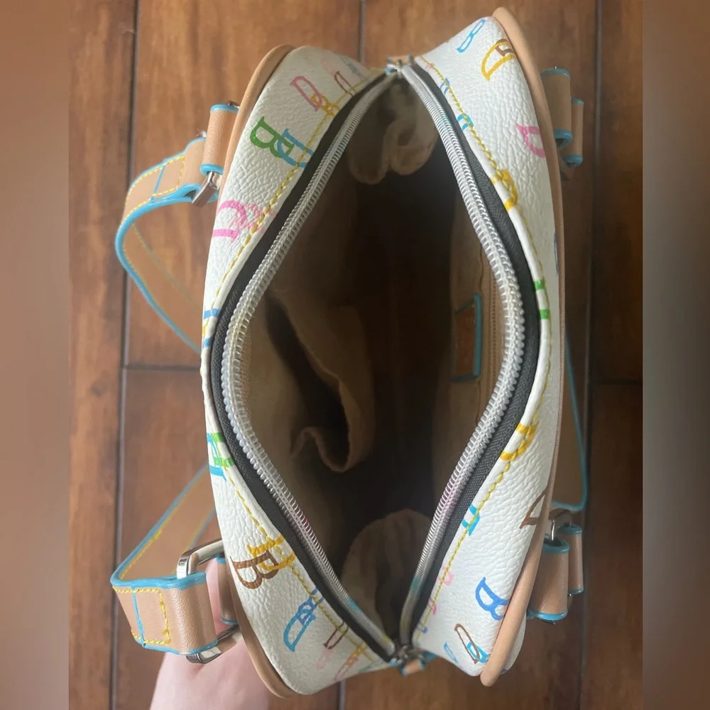 SOLD❤️ EUC Y2k Dooney and Bourke rainbow monagram purse - Picture 8 of 8